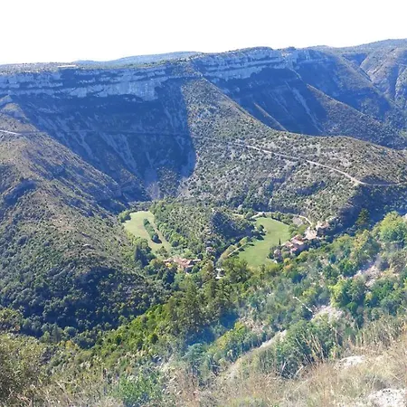 Holiday home Entre Ciel Et Montagne Bez-et-Esparon